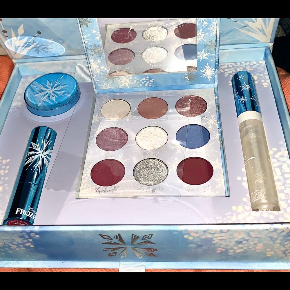 ColourPop Frozen Elsa Make Up Set